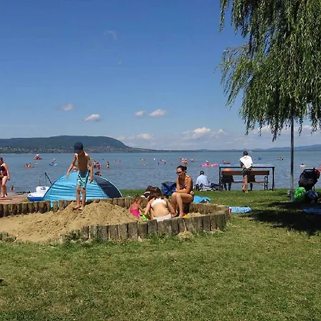 Casa de Férias 13 Balatonkeresztúr